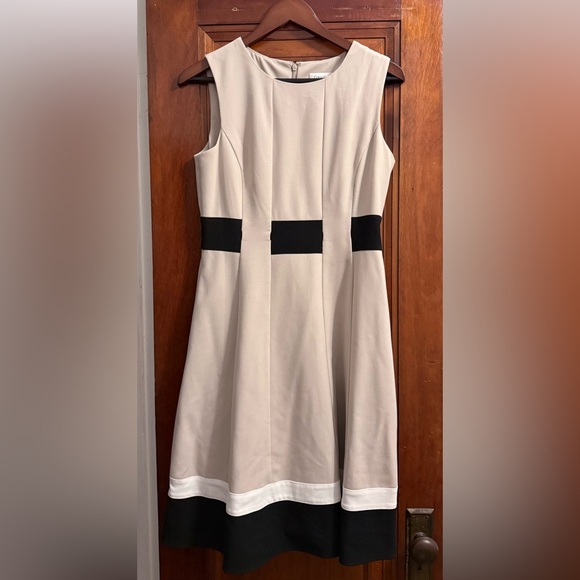 Calvin Klein Dresses & Skirts - Calvin Klein Size 4, Neutral Beige and Black Dress
